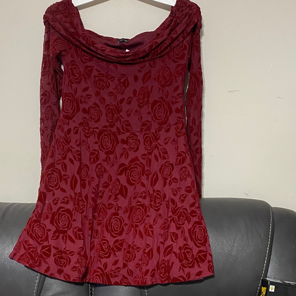 Wild Fable Red Rose Pattern Long Sleeve Dress